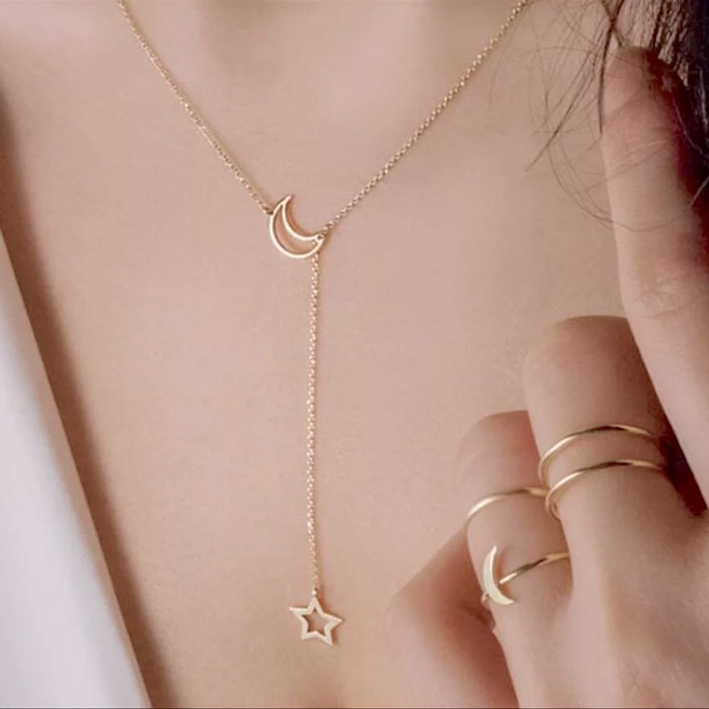 Moon and star pendant necklace